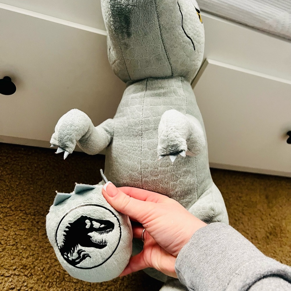 Jurassic Park Raptor Blue Build-A-Bear - Picture 4 of 4